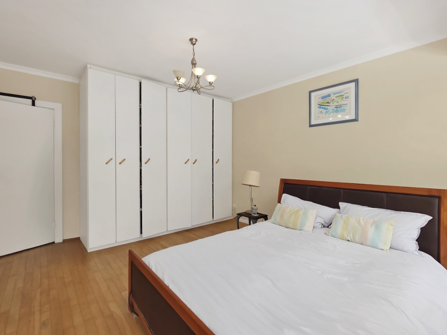 2 Bedroom Property for Sale in Green Point Western Cape